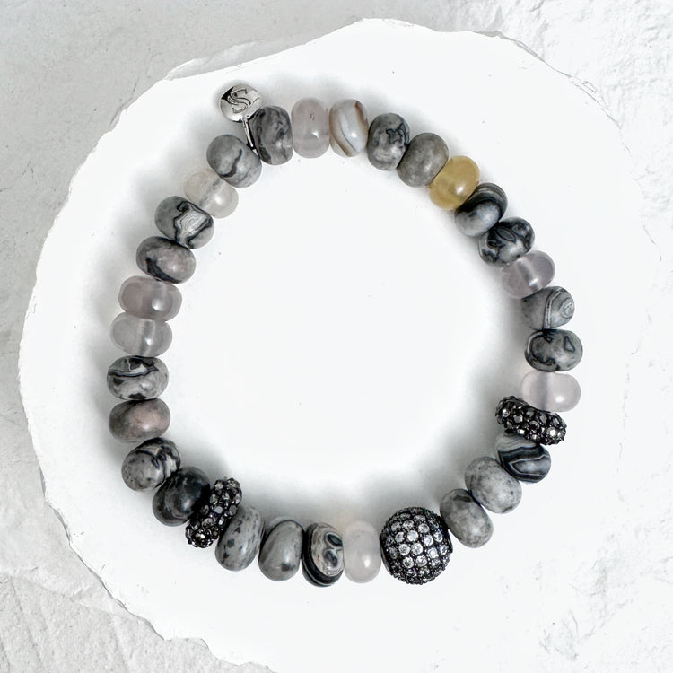Grey Picture Jasper