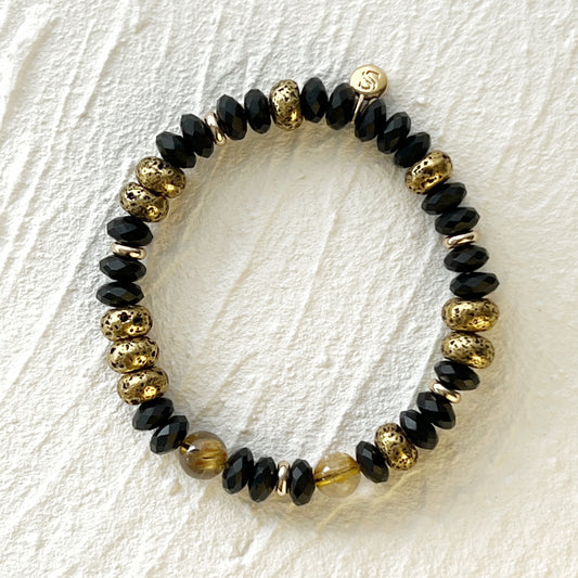 熔岩石、黑瑪瑙和金紅石石英