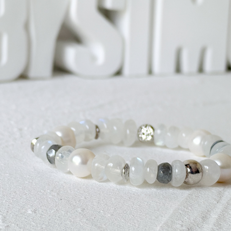 Moonstone, Labradorite and Pearl Bracelet
