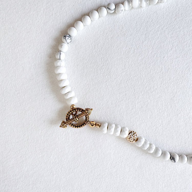 Howlite, Cat’s Eye and White Turquoise Necklace